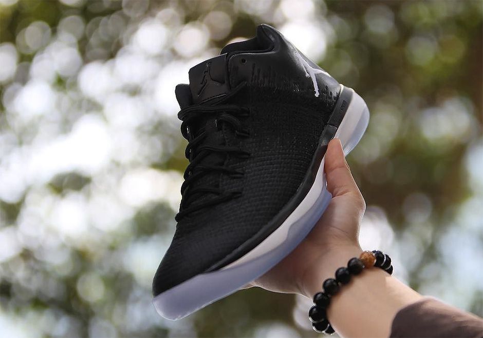 ナイキ エアジョーダン31 ロー プレイオフ ブラック 4枚目