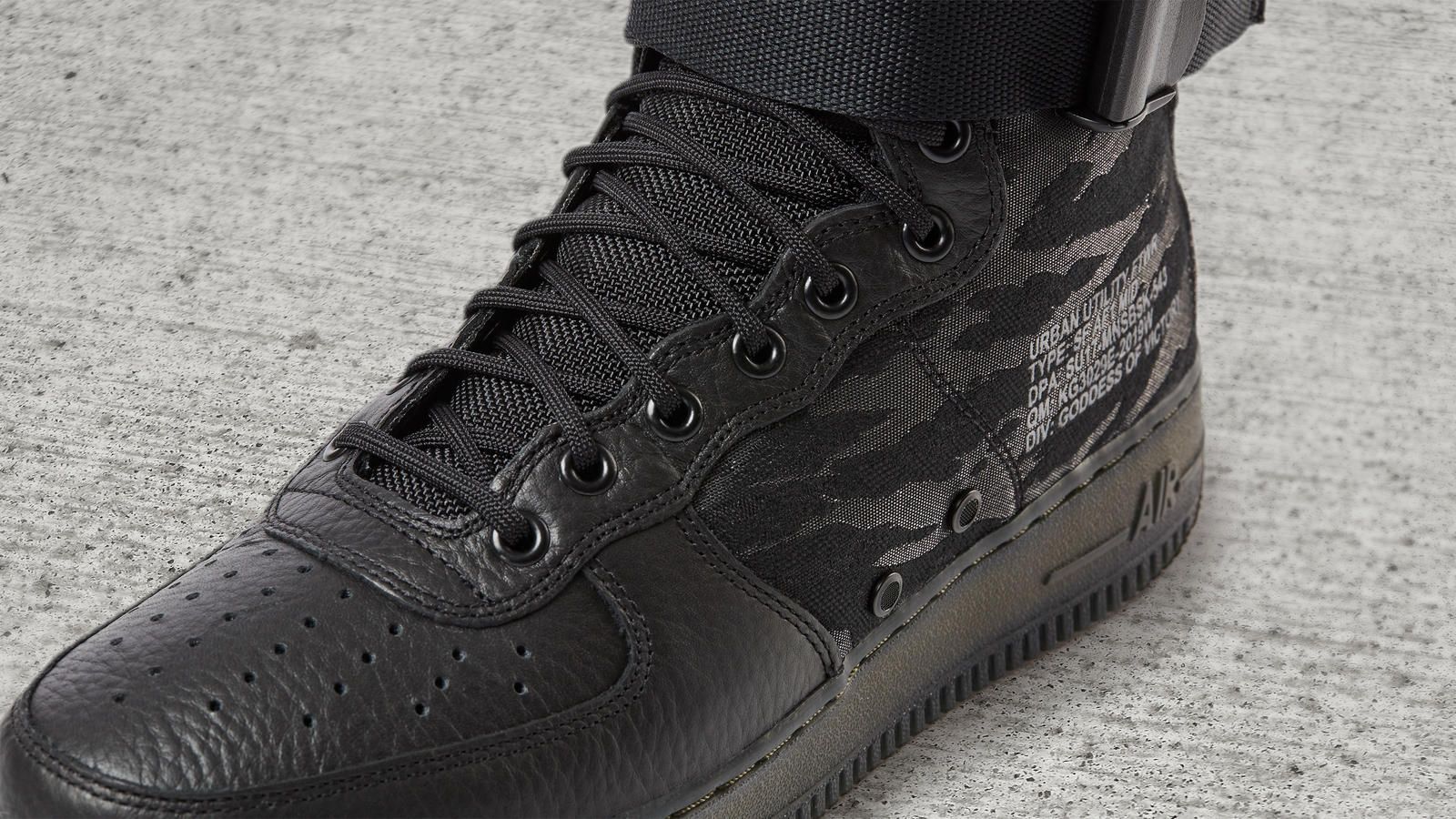 【スニダンで購入可】NIKE SF AF-1 MID QS BLACK/BLACK-TIGER STRIPE CAMO 2枚目