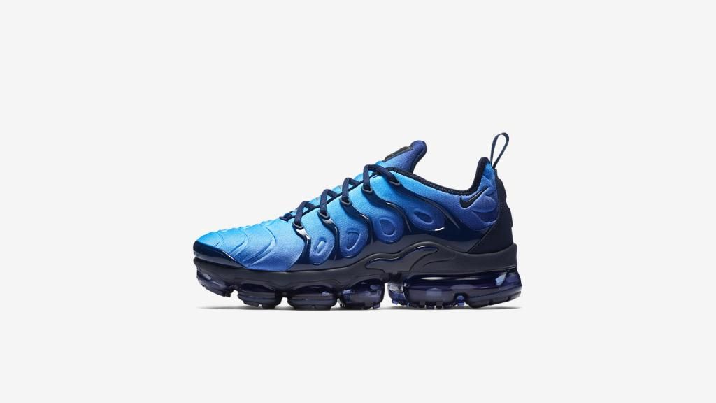 ナイキ エア ヴェイパーマックス プラス RETUNED AIR 全2色 2枚目