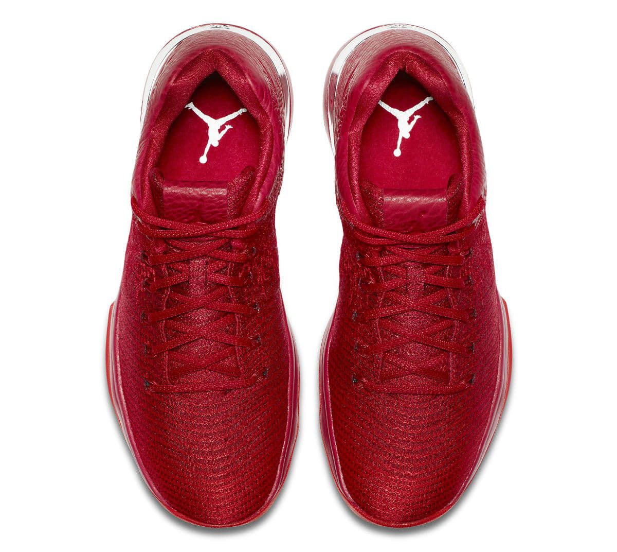 ナイキ エアジョーダン31 ロー ジムレッド/ジムレッド-クローム 6枚目