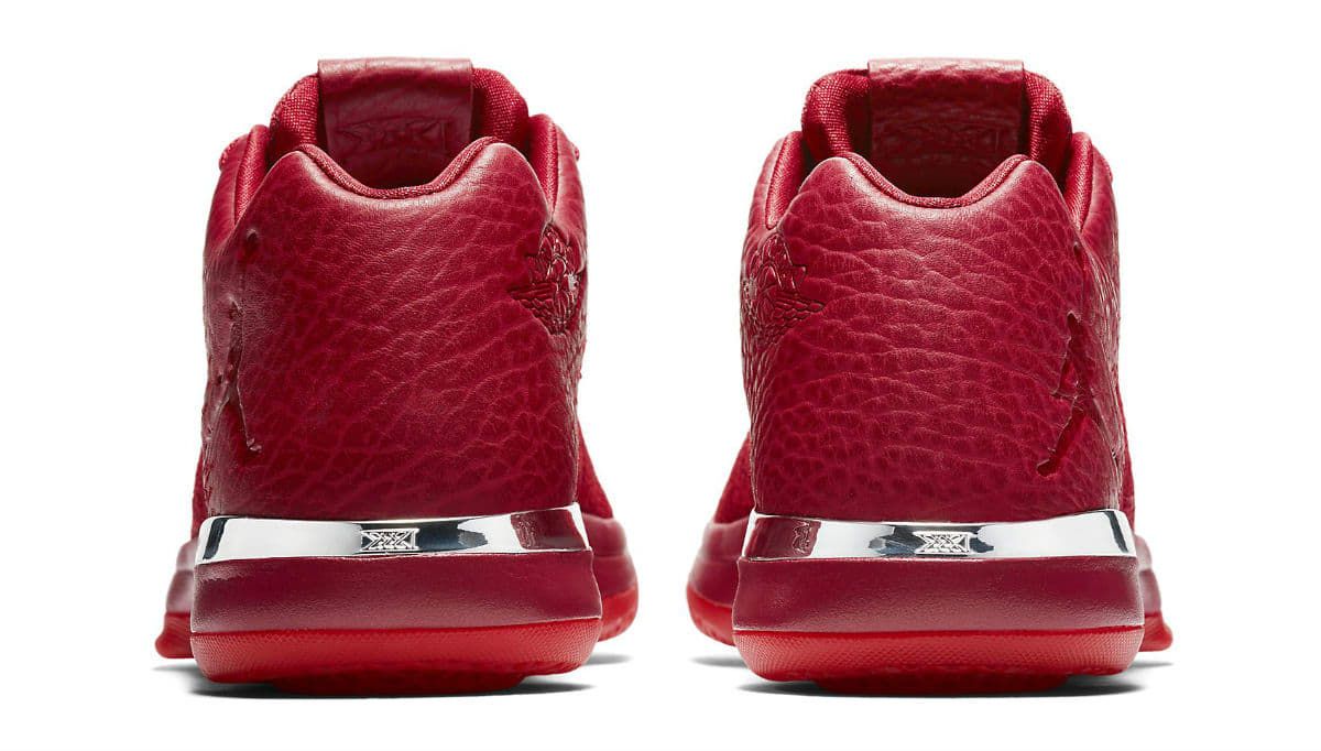 ナイキ エアジョーダン31 ロー ジムレッド/ジムレッド-クローム 4枚目
