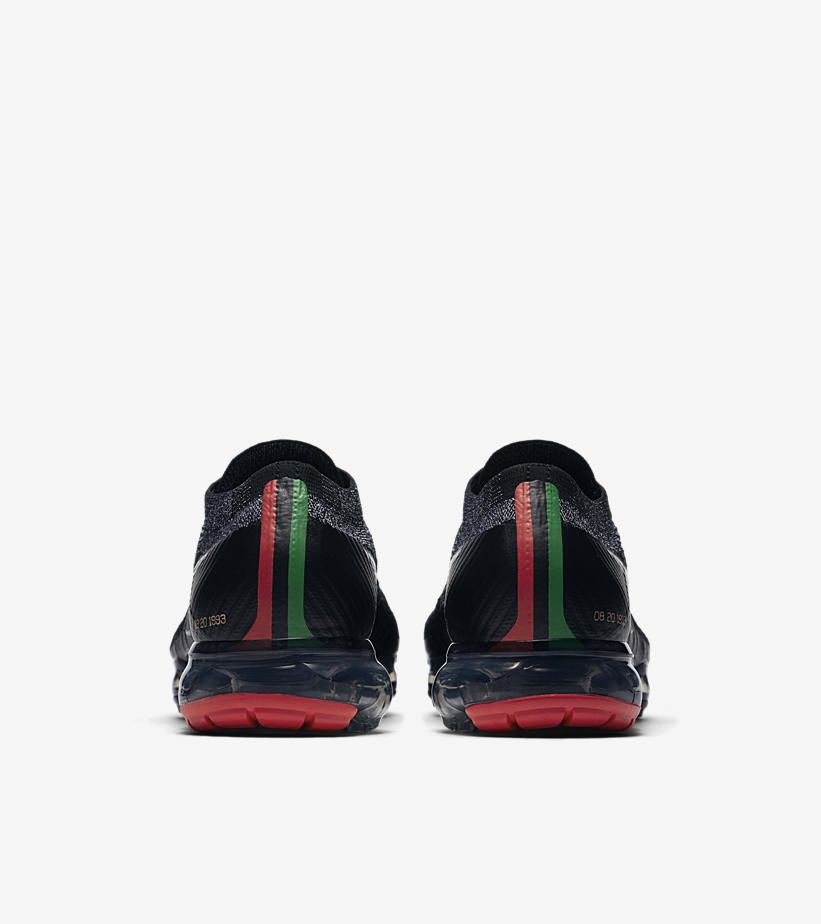 ナイキ エアヴェイパーマックス ブラックヒストリーマンス 4枚目