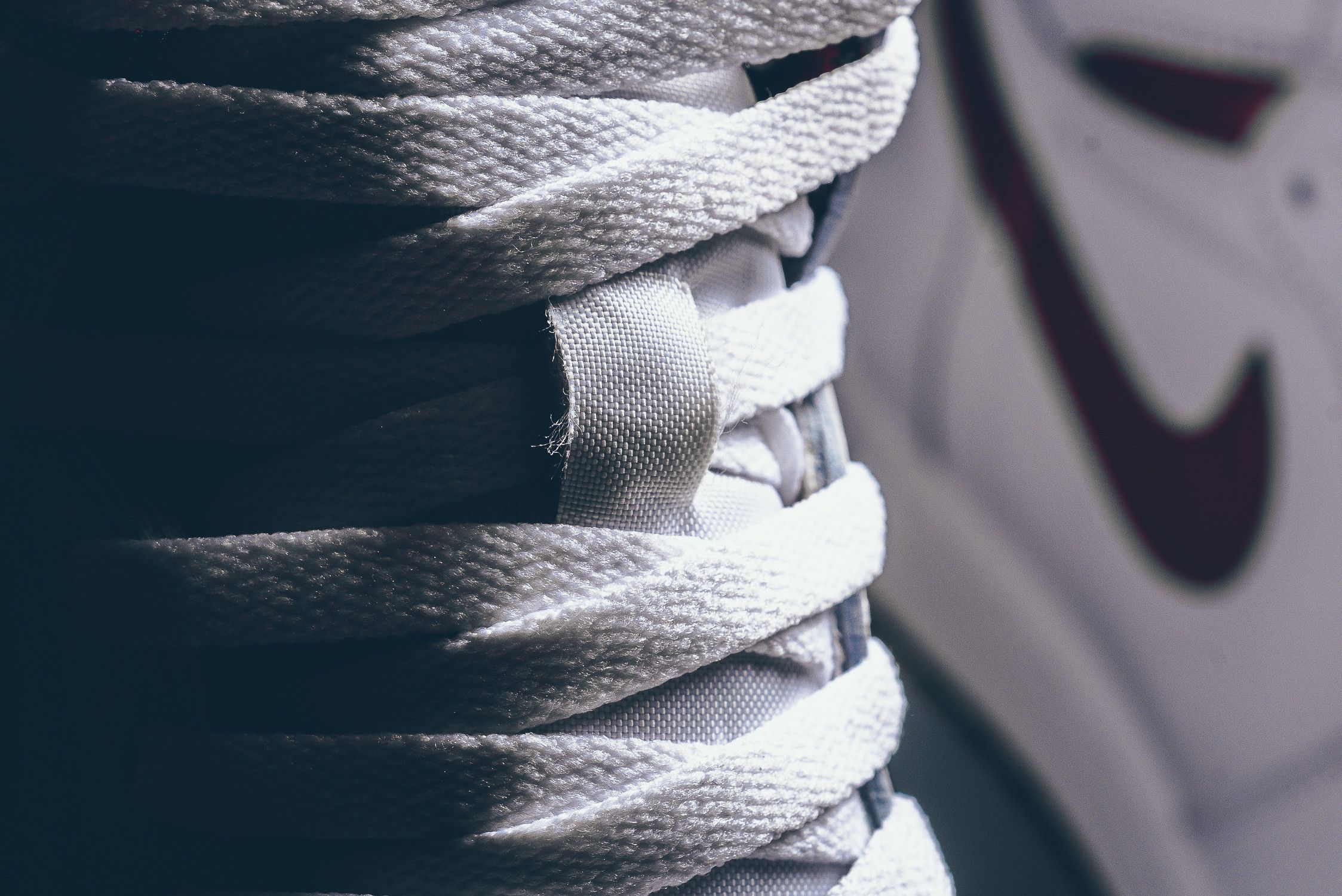 ナイキ エアジョーダン1 レトロ ハイ OG ホワイト/メタリック レッド-ホワイト 7枚目