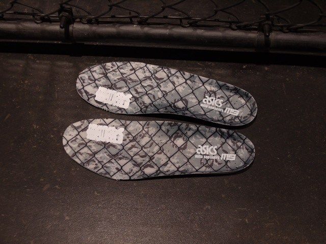 ミタスニーカーズ × アシックスタイガー ゲルマイ ブラック レオパード 6枚目