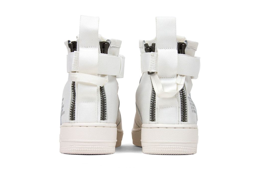 【リーク】NIKE SF AIR FORCE 1 MID IVORY/IVORY-IVORY-REFLECT SILVER 8枚目