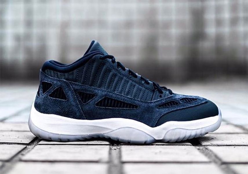 NIKE AIR JORDAN 11 RETRO LOW IE OBSIDIANの新品/中古フリマ(通販