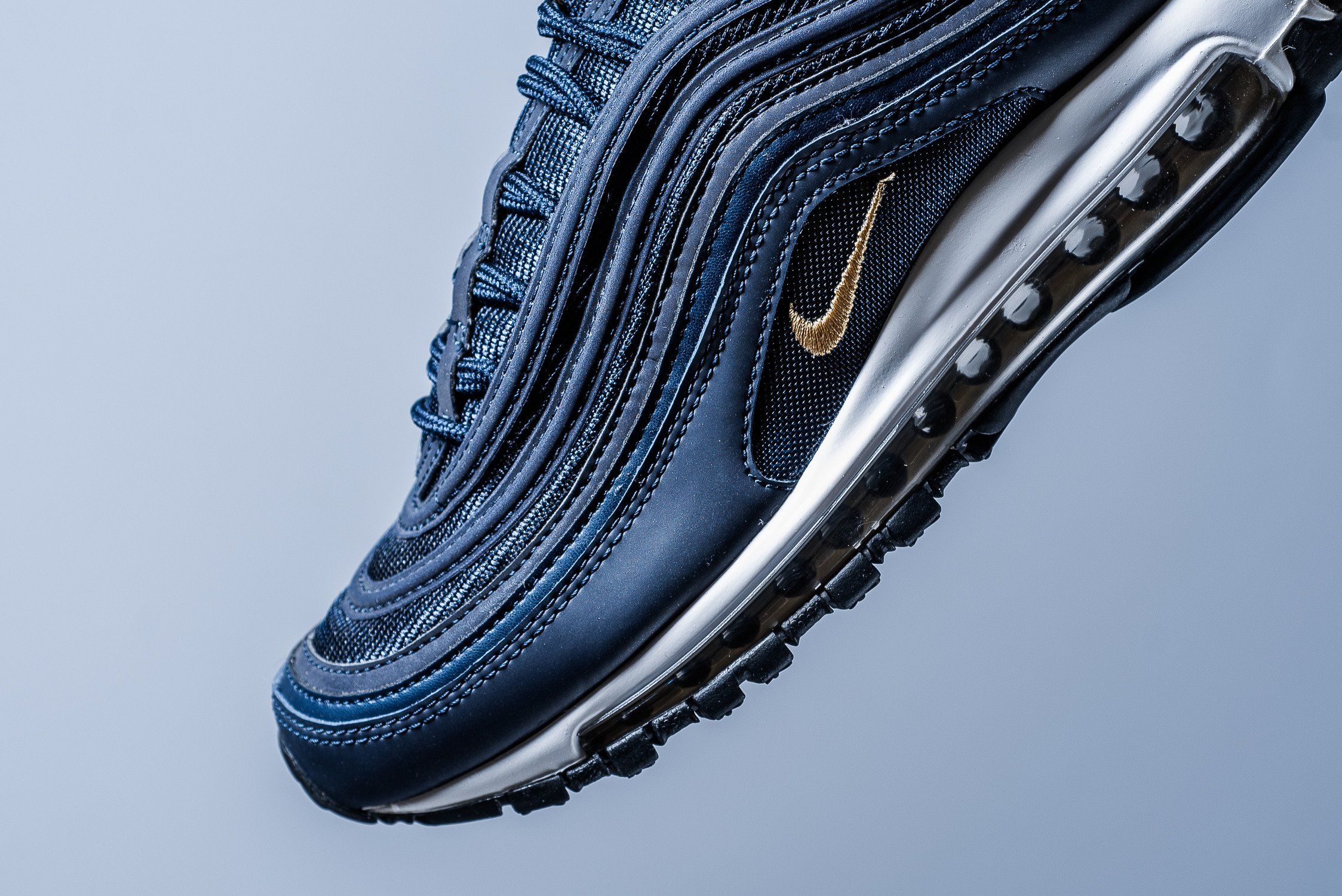 ナイキ エアマックス97 ミッドナイト ネイビー/メタリック ゴールド 6枚目
