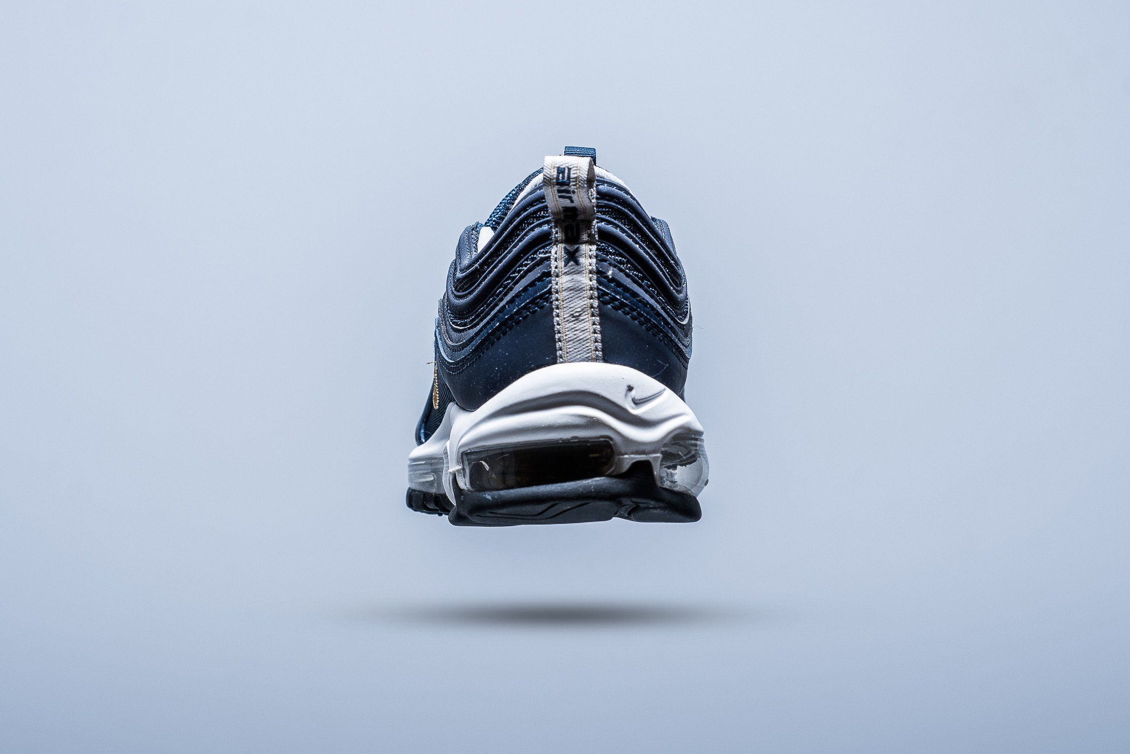 ナイキ エアマックス97 ミッドナイト ネイビー/メタリック ゴールド 12枚目