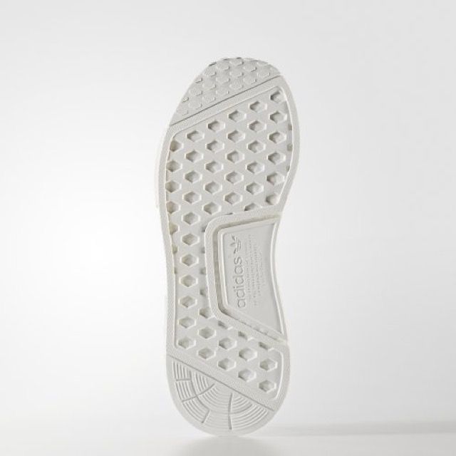 アディダス NMD_R1 プライムニット トリプルブラック/トリプルホワイト 9枚目