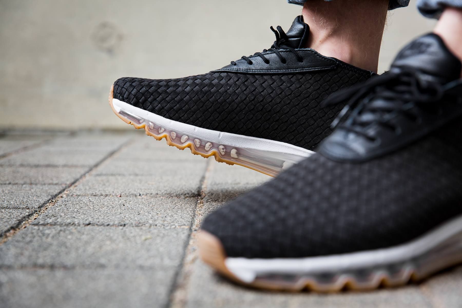 ナイキ エア マックス ウーブン エア トゥ ブーツ 2枚目