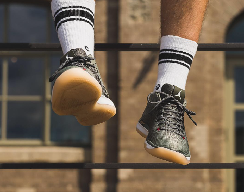 ナイキ エアジョーダン31 ロー テイク フライト 3枚目