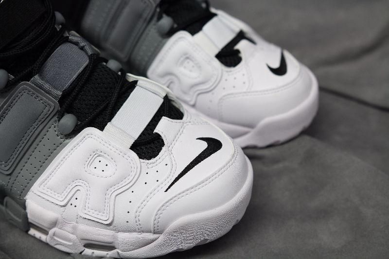 ナイキ エアモアアップテンポ 96 ブラッ/グレー/ホワイト 4枚目
