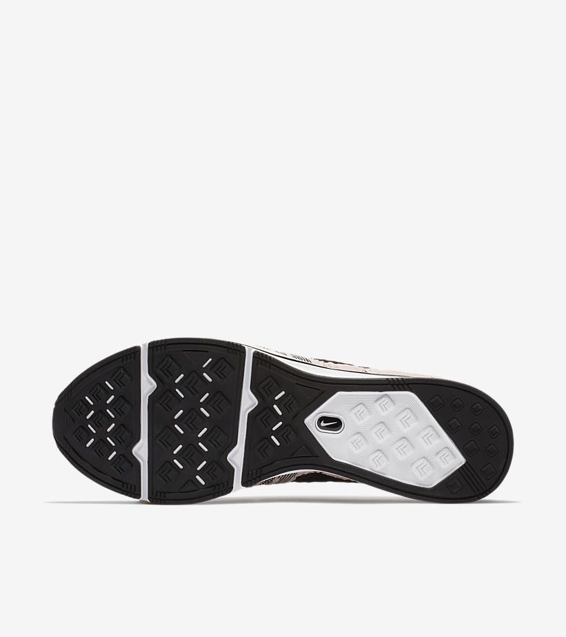 ナイキ フライニット トレーナー 2色展開 7枚目