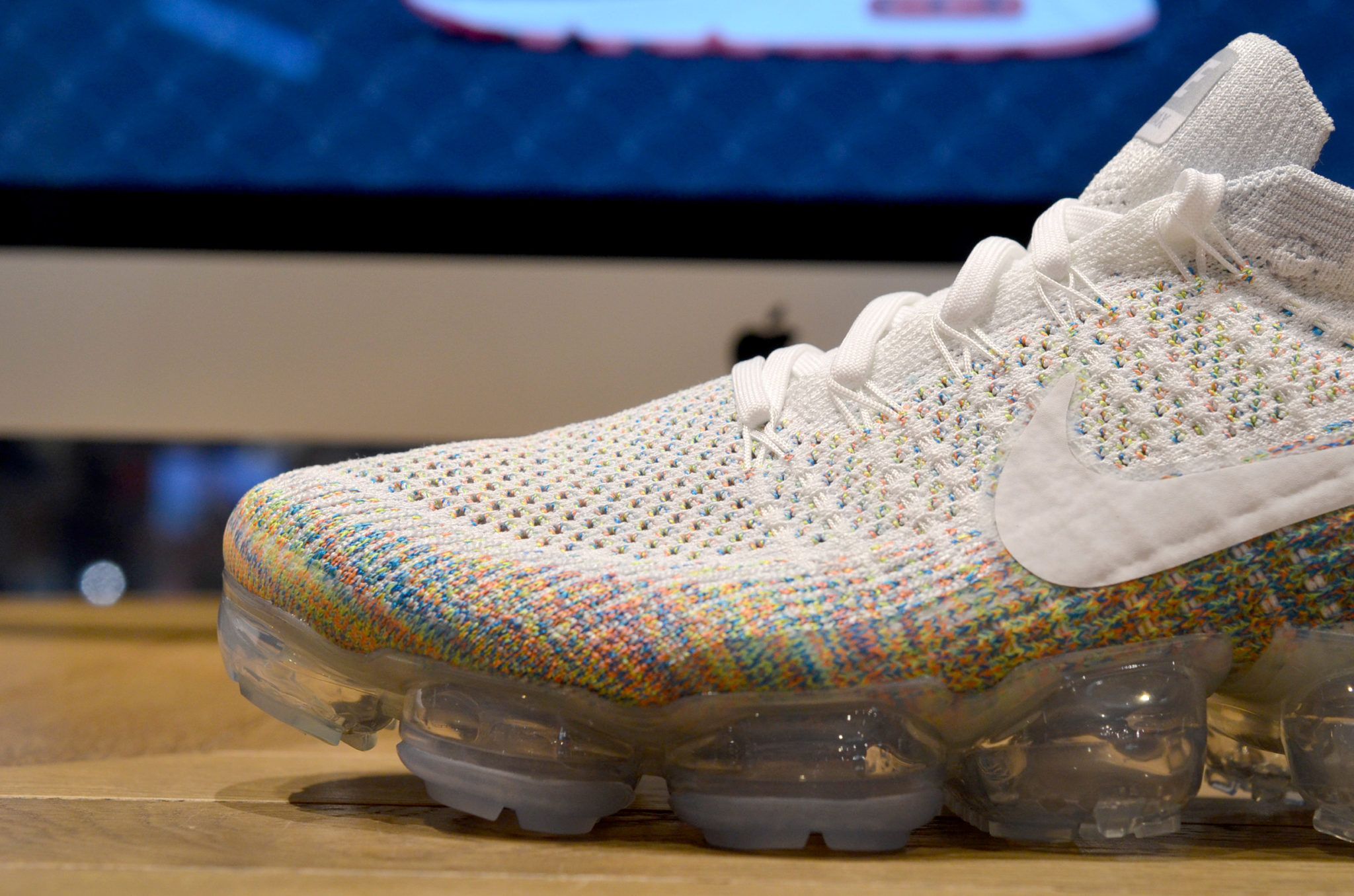 ナイキ ID エアヴェイパーマックス Tokyo ホワイト×マルチカラー 5枚目