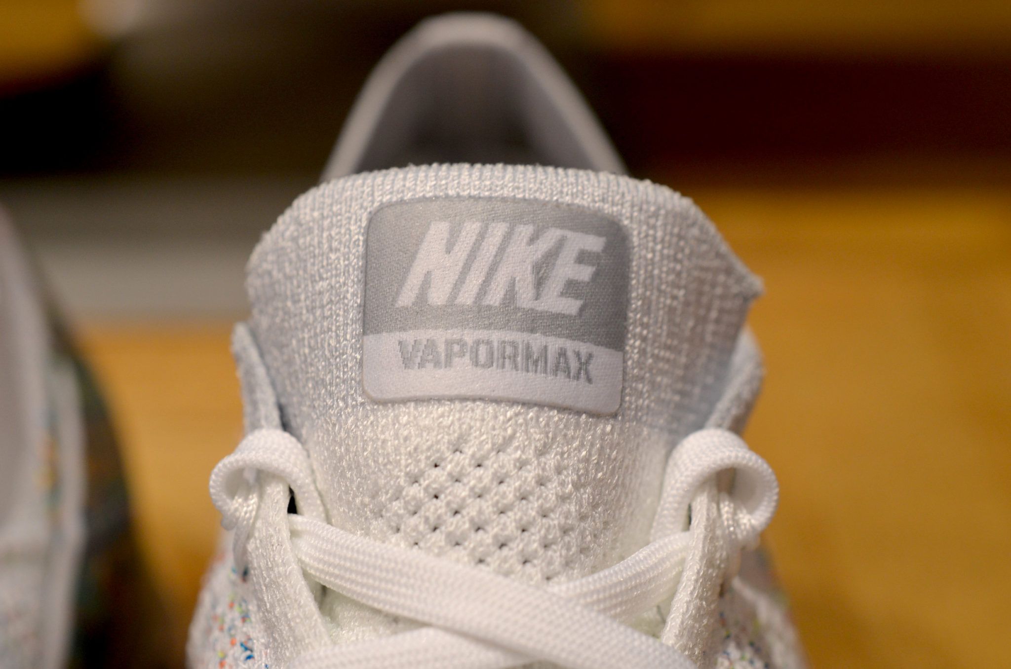 ナイキ ID エアヴェイパーマックス Tokyo ホワイト×マルチカラー 7枚目