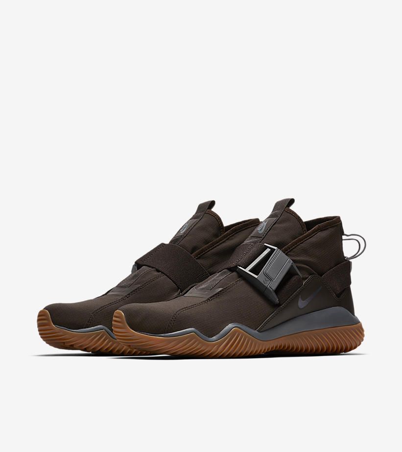 ナイキ コミューター テイク ザ シティ 2色展開 3枚目