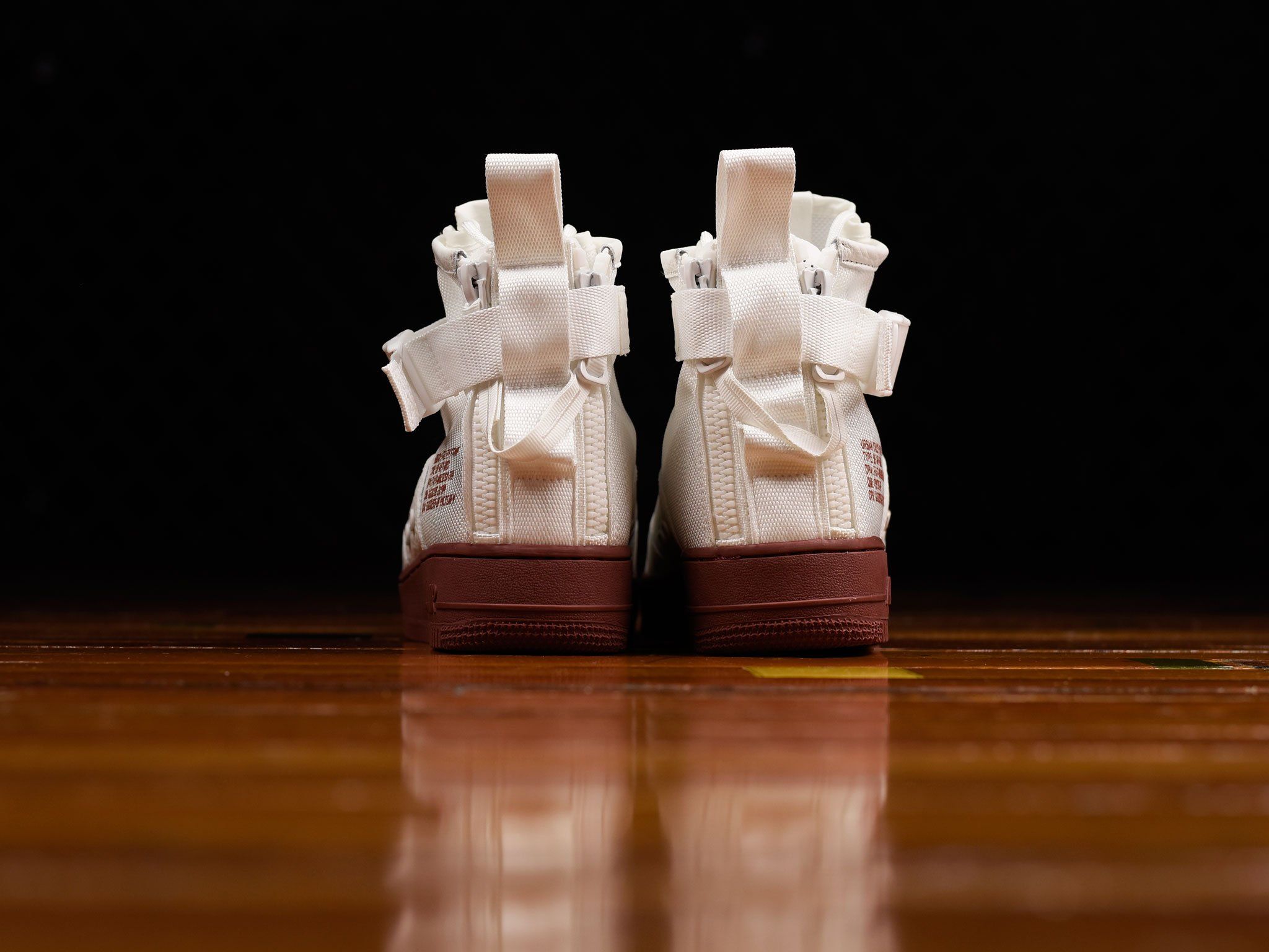 【リーク】NIKE SF-AF1 MID URBAN UTILITY MARS STONE 3枚目