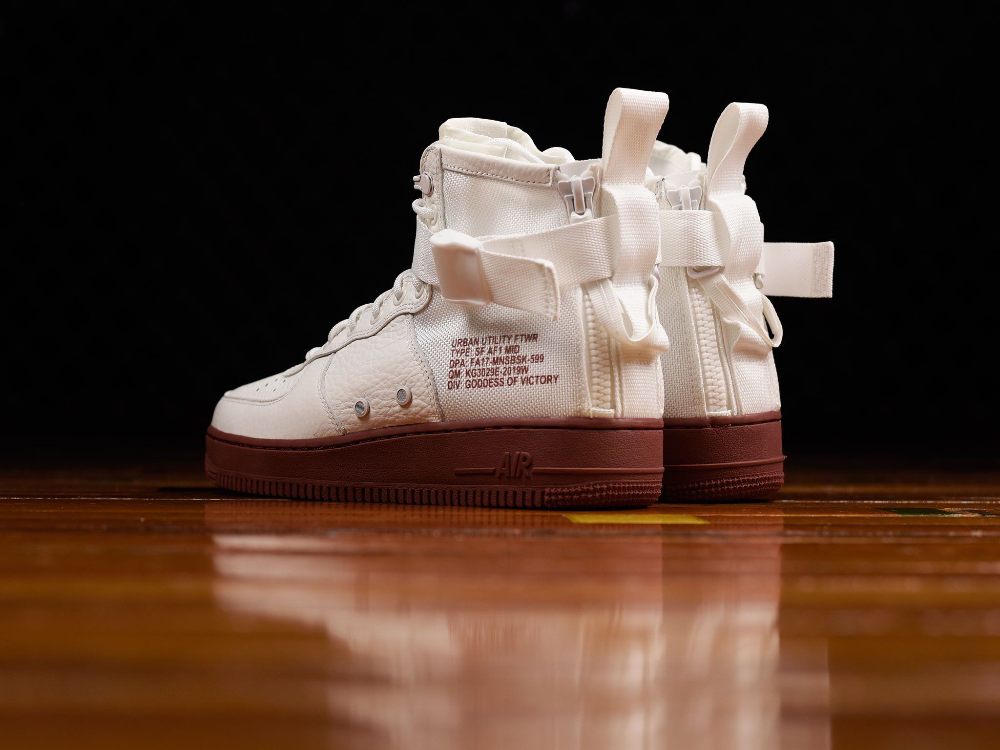 【リーク】NIKE SF-AF1 MID URBAN UTILITY MARS STONE 4枚目
