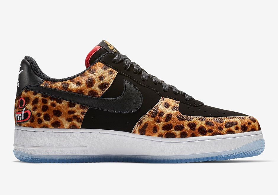 【スニダンで購入可】SANER × NIKE AIR FORCE 1 MASTER JAGUAR BLACK/BLACK-MULTI-COLOR 3枚目