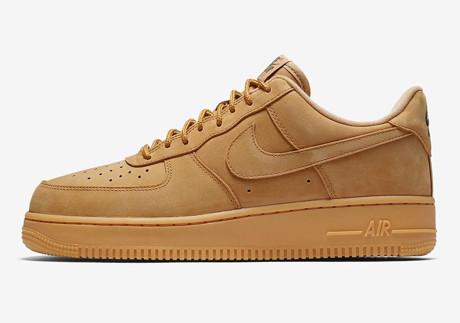 【スニダンで購入可】NIKE AIR FORCE 1 LOW FLAX/FLAX-OUTDOOR GREEN 2枚目