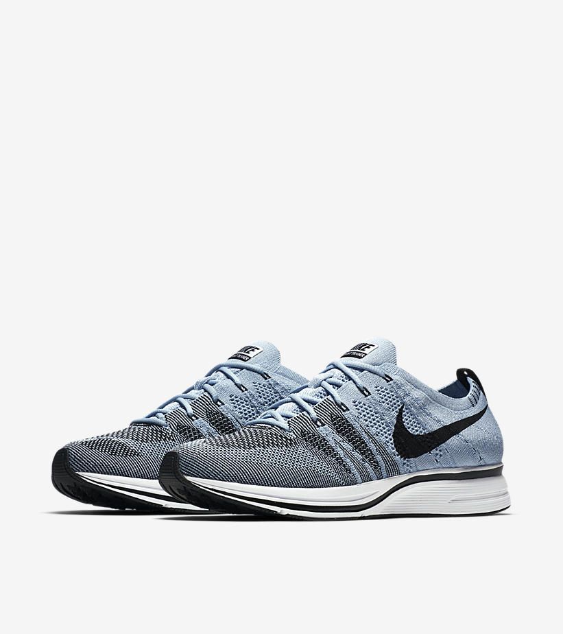 ナイキ フライニット トレーナー シーラス 2枚目