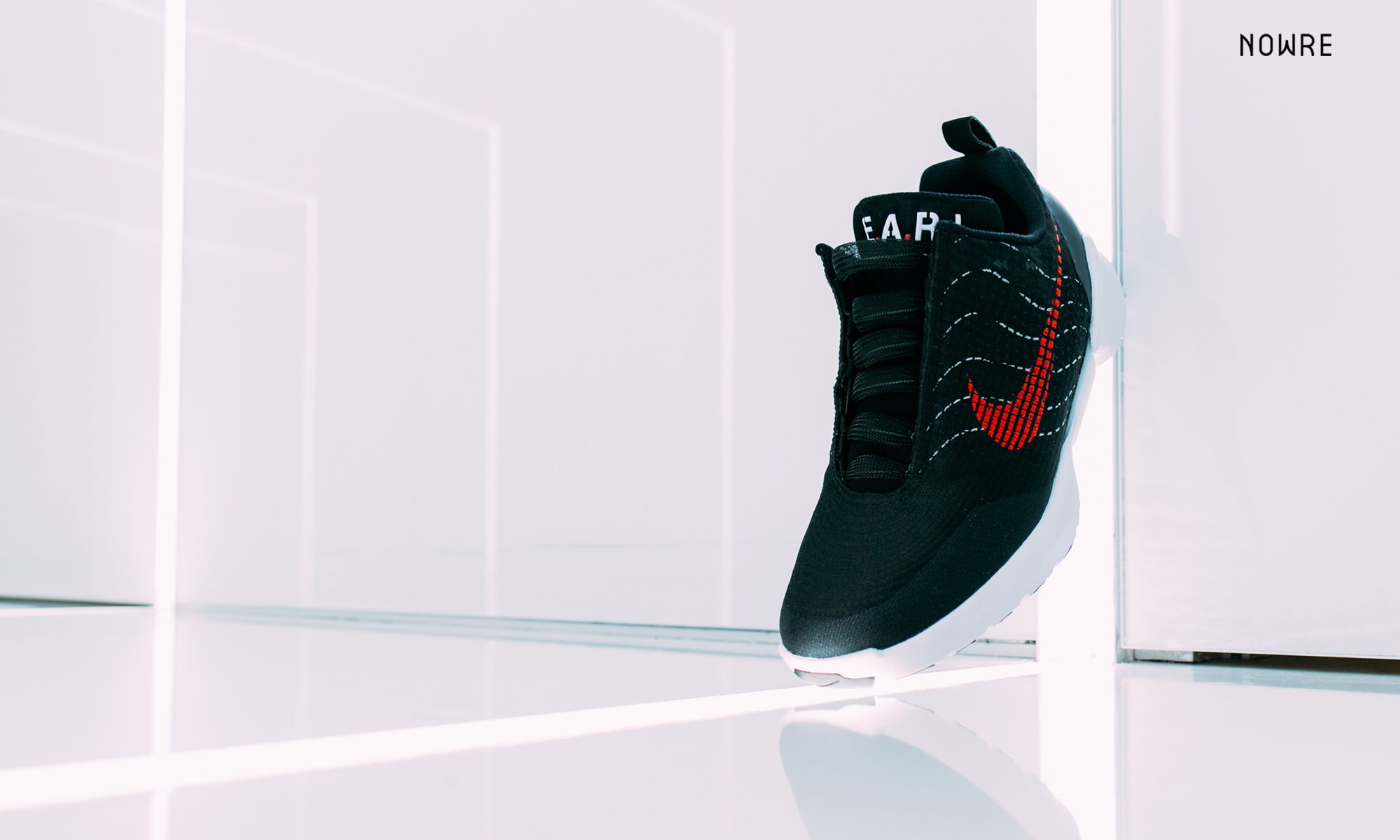 ナイキ ハイパーアダプト 1.0 3枚目