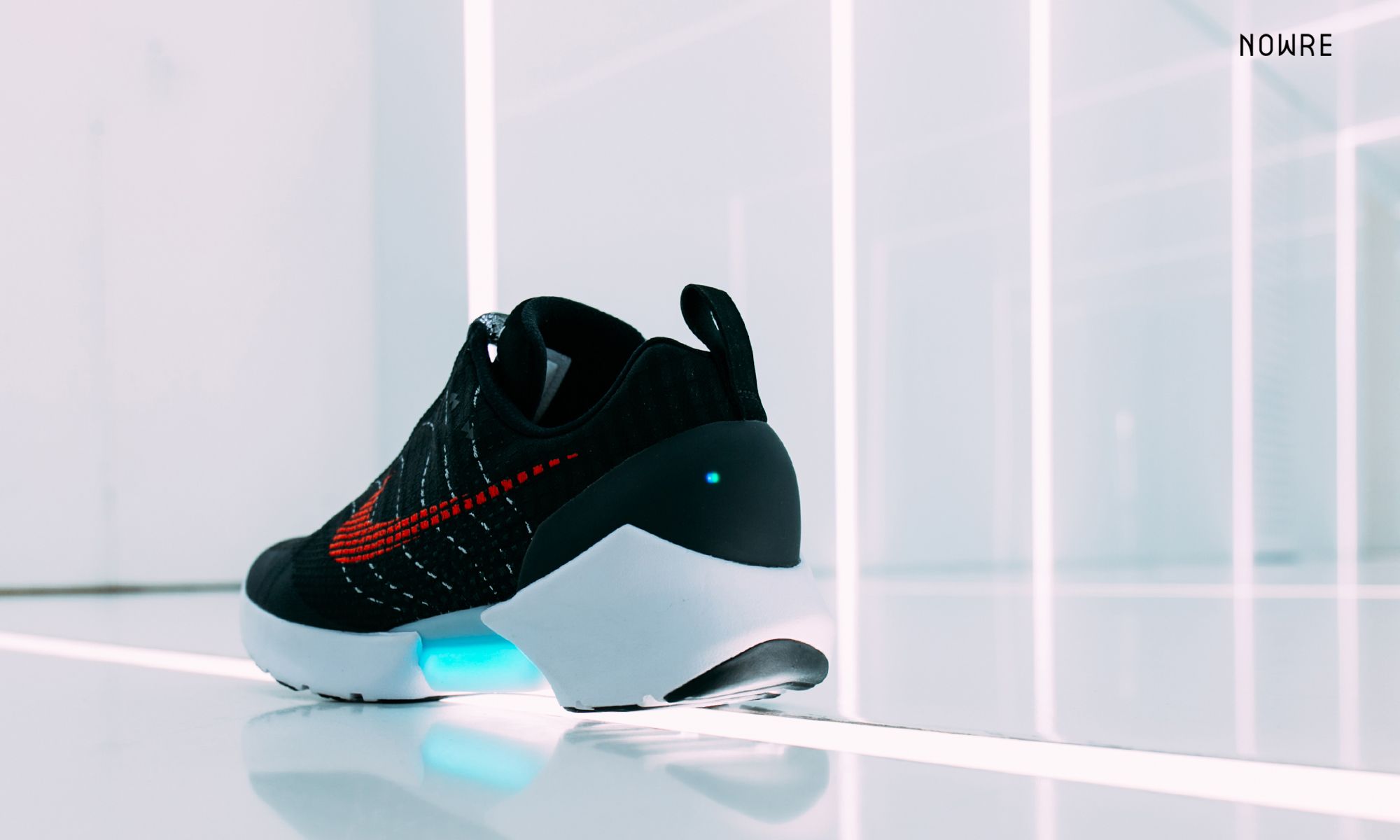 ナイキ ハイパーアダプト 1.0 4枚目