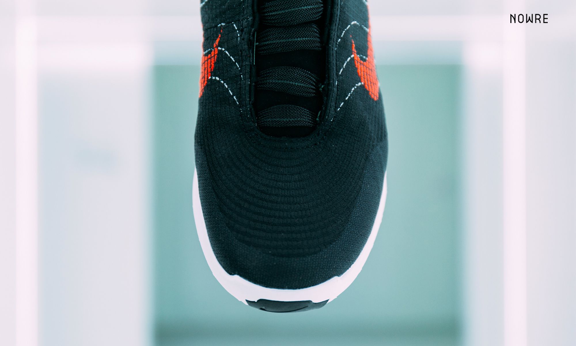 ナイキ ハイパーアダプト 1.0 6枚目