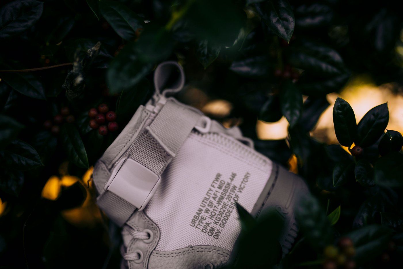 【リーク】NIKE WMNS SF-AF1 MID SILT RED 7枚目