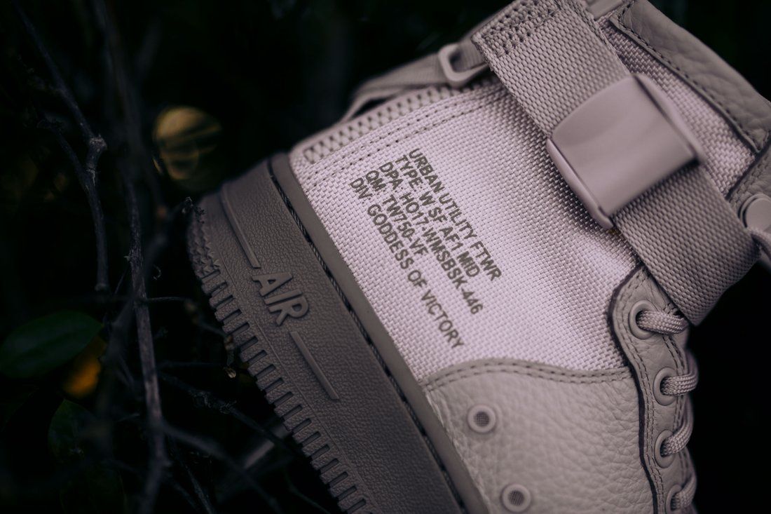 【リーク】NIKE WMNS SF-AF1 MID SILT RED 8枚目