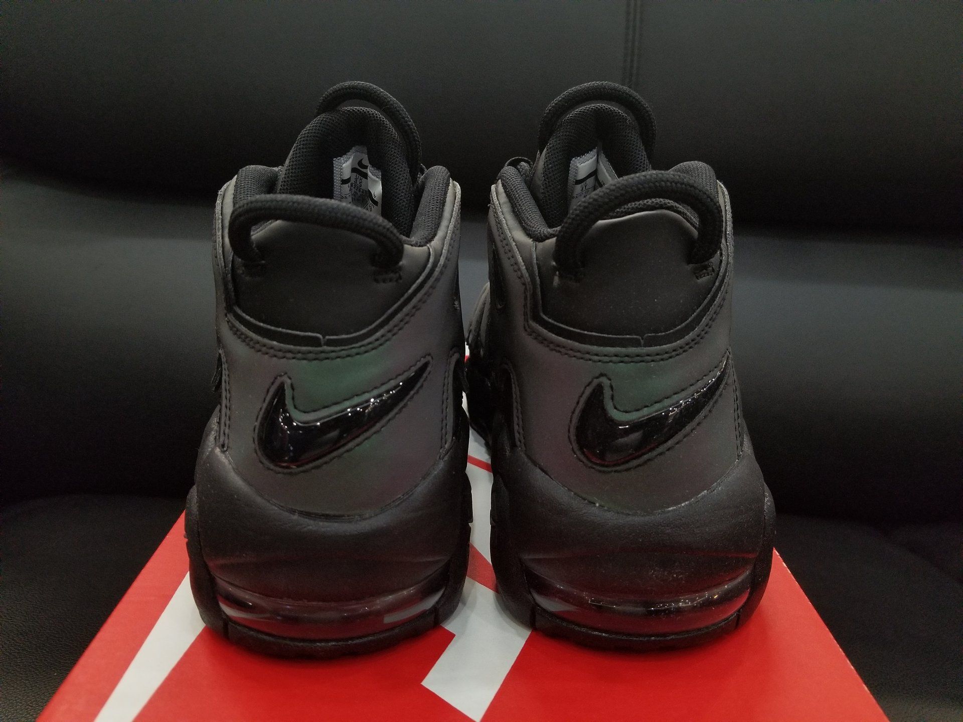 ナイキ エアモアアップテンポ リフレクティブ ブラック 6枚目