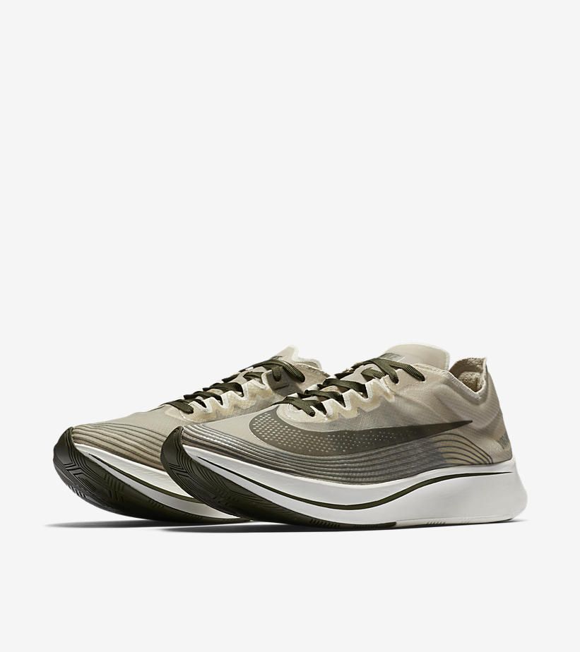 ナイキ ズームフライ レースデイ イノベーション 3枚目