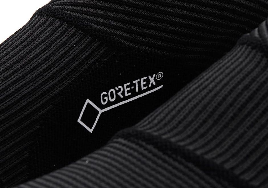 アディダス NMD CS1 ゴアテックス ブラック＆ホワイト 5枚目