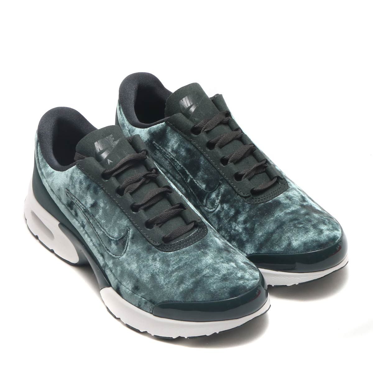 ナイキ ウィメンズ エアマックス ジュエル プレミアム 4枚目