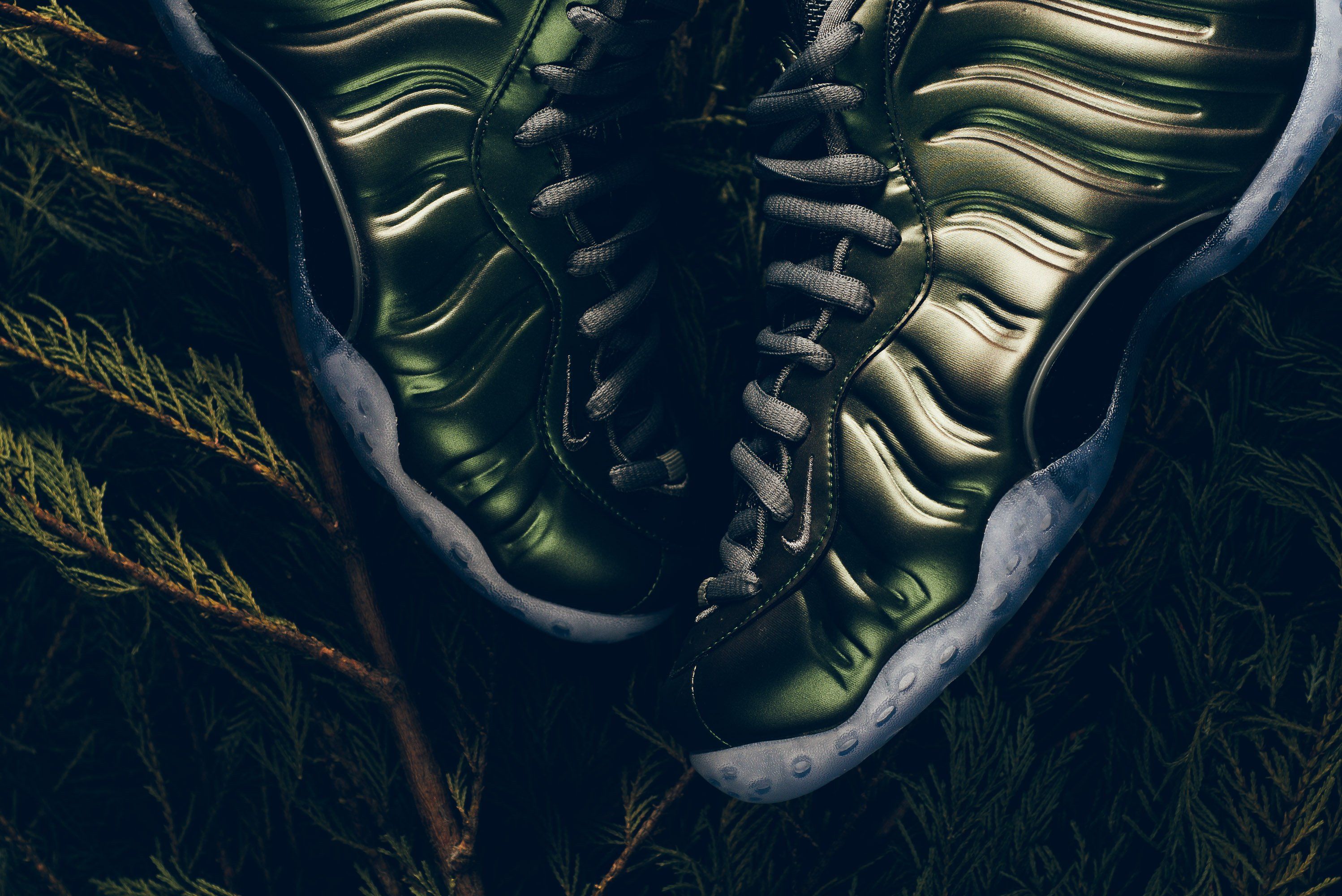 ナイキ エアフォームポジットワン DARK STUCCO 3枚目