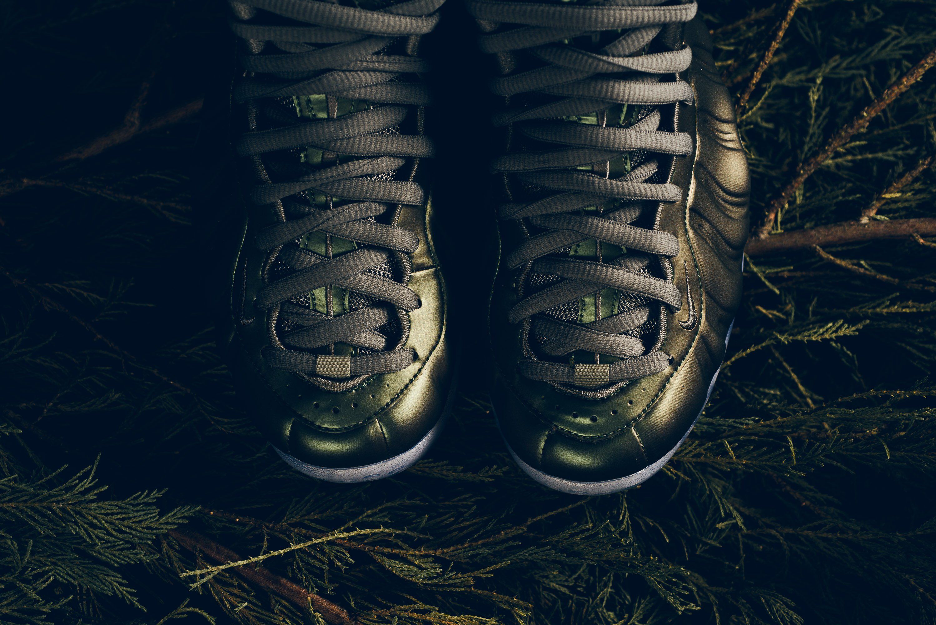 ナイキ エアフォームポジットワン DARK STUCCO 4枚目