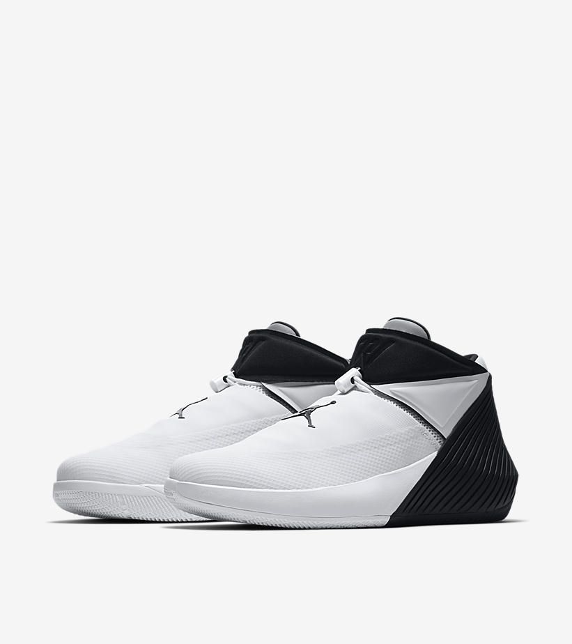 ナイキ エアジョーダン ワイ ノット ゼロ.1 2-WAY ブラック/ホワイト 4枚目