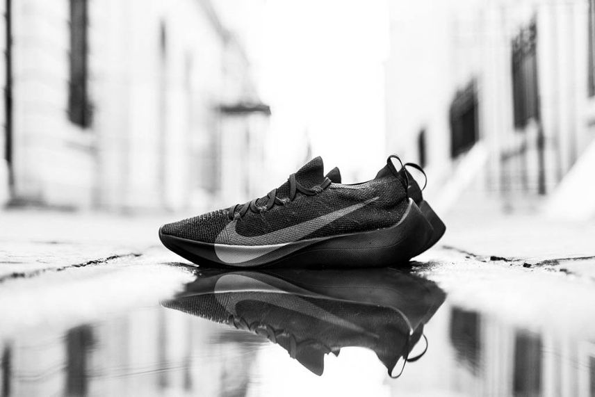 Nike vapor street flyknit white on sale