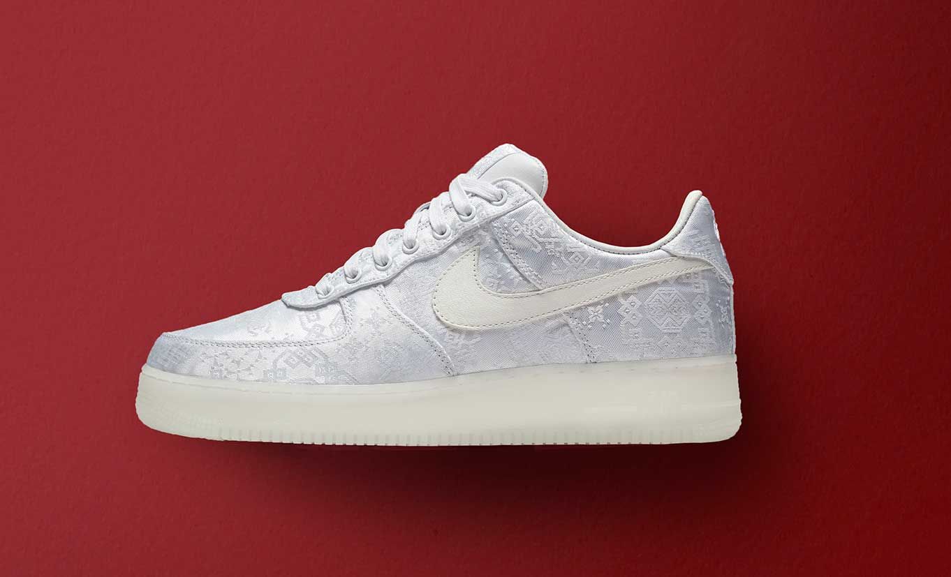 【スニダンで購入可】CLOT x NIKE AIR FORCE 1 PREMIUM SILK