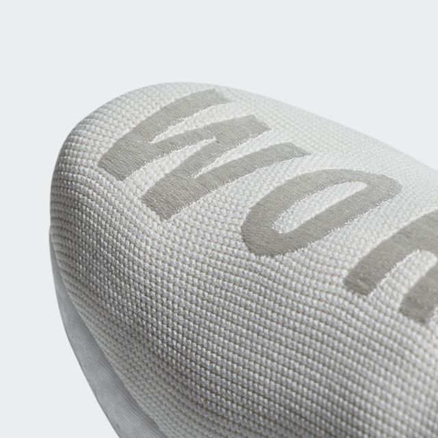 アディダス×ファレル NMD HU ブランク キャンバス 7枚目