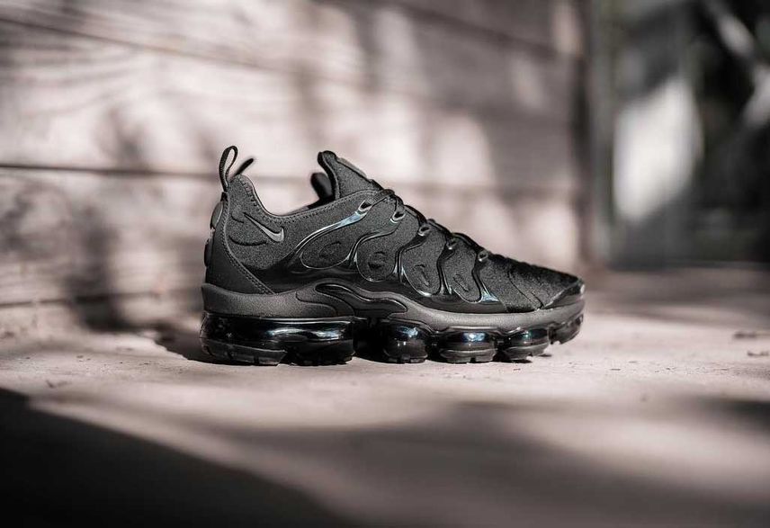 新品 NIKE ナイキ エア ヴェイパーマックス 924453-004 30.0 Nike Air Vapormax Plus
