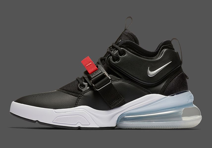 【スニダンで購入可】NIKE AIR FORCE 270 BLACK/WHITE