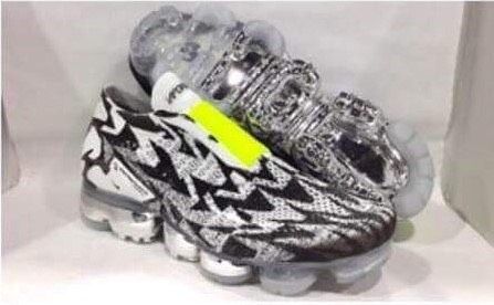 【販売リンクあり】4/14発売 ACRONYM × NIKE VAPORMAX MOC2 "JOHNNY’S ICY PASSAGE" 抽選/定価/販売店舗あり 10枚目