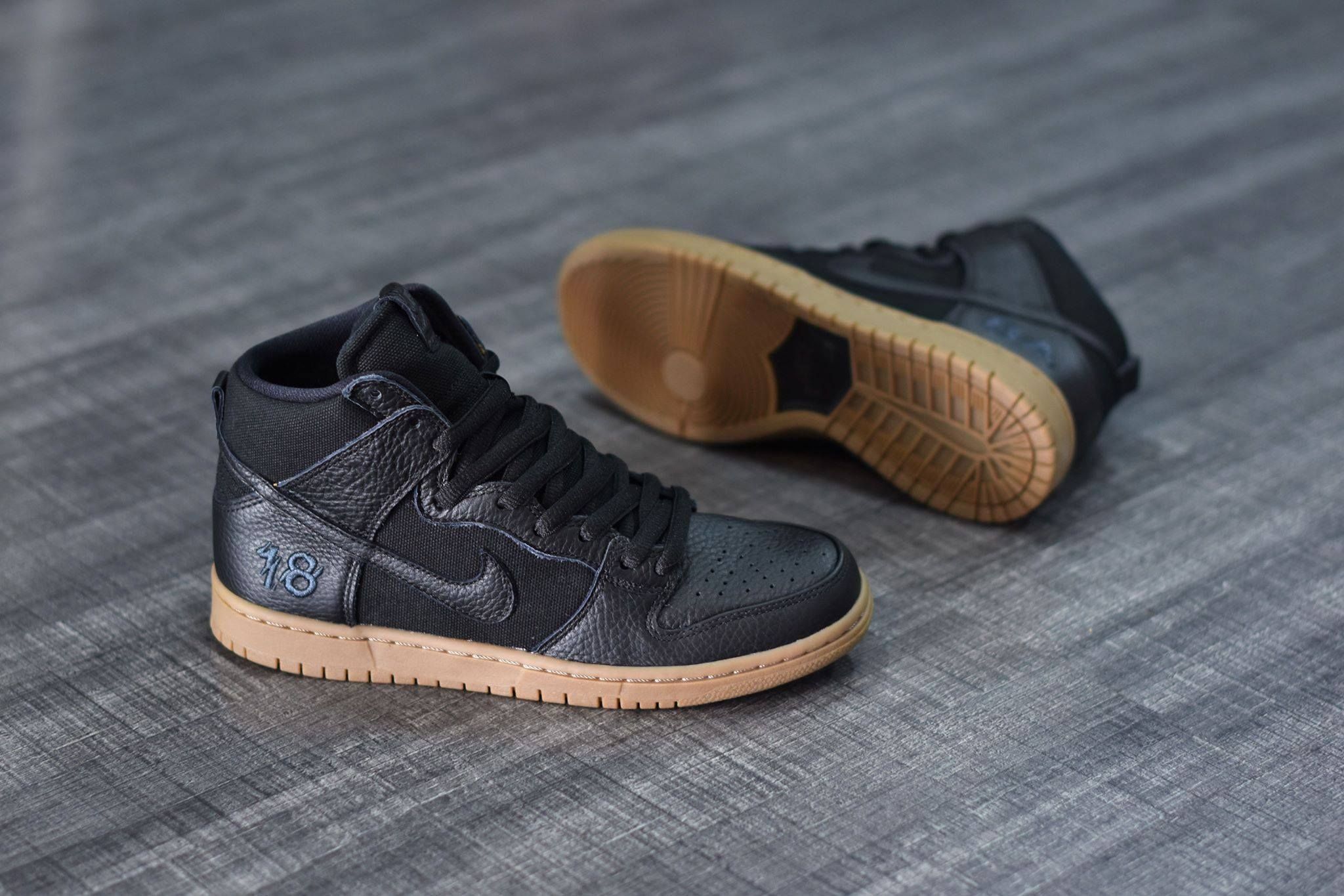 ナイキSB ズーム ダンク ハイ プロ アンタイヒーロー 4枚目