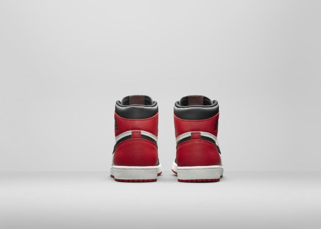 ナイキ エアジョーダン1 レトロ ハイ OG BRED TOE 4枚目