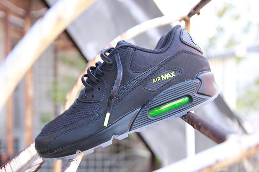 NIKE AIR MAX 90 BLACK VOLT