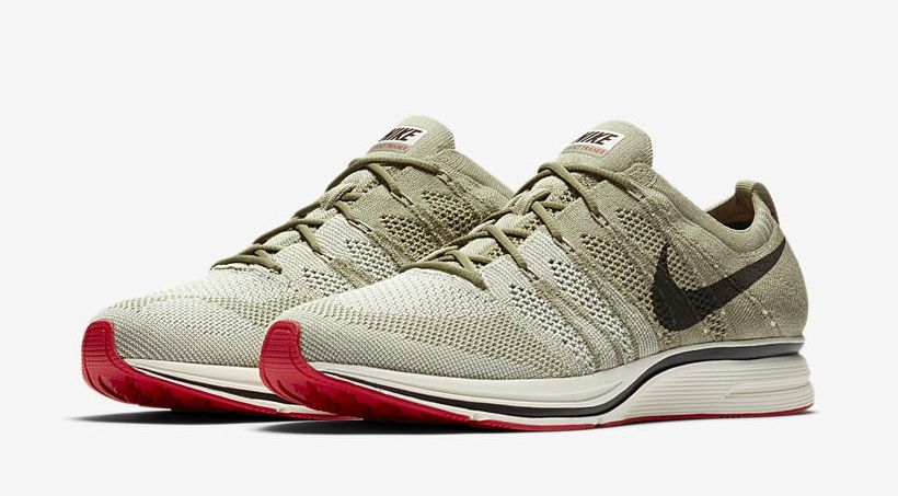 ナイキ フライニット トレーナー 全2色 3枚目