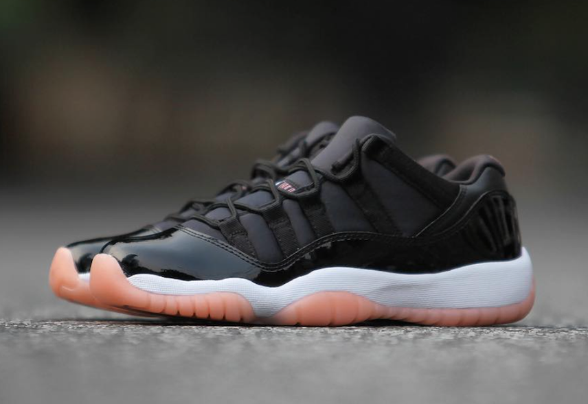 Air jordan 11 low bleached coral best sale