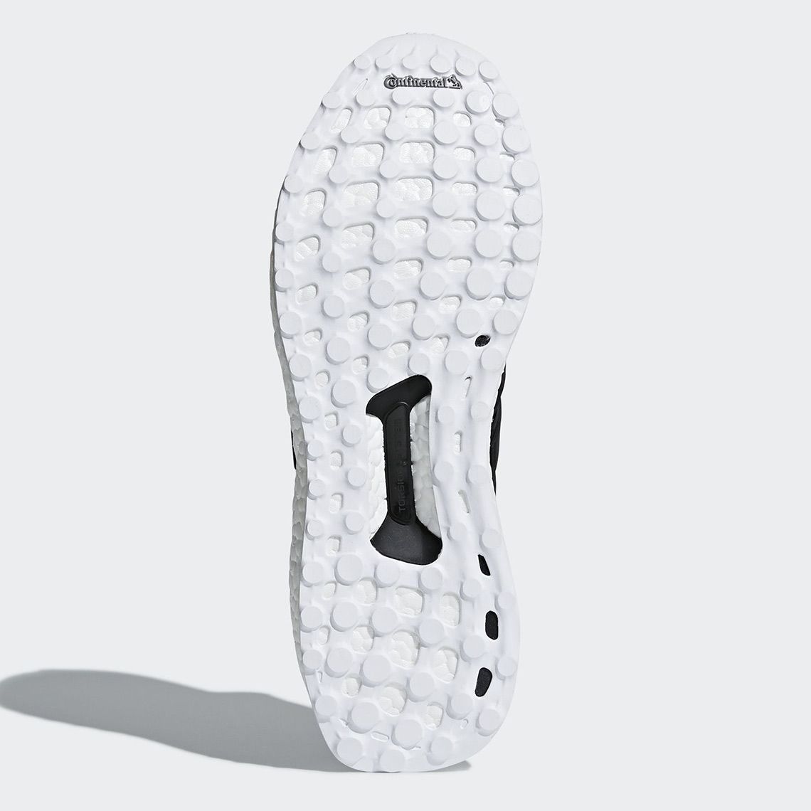 アンディフィーテッド × アディダス ウルトラブースト 5枚目