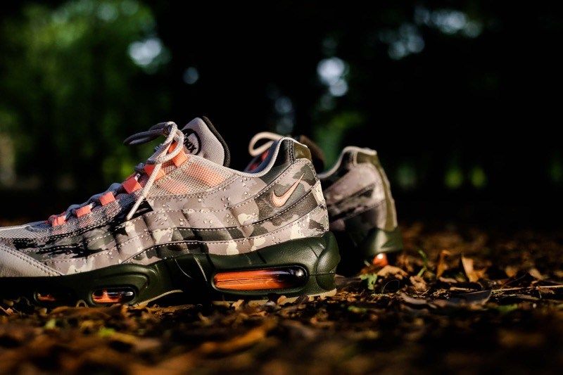 ナイキ エアマックス95 エッセンシャル atmos限定 5枚目